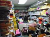 15391 Gratiot - Photo 42