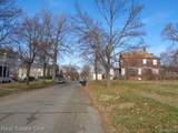 2926 Sheridan - Photo 8