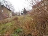568 Bethune - Photo 3