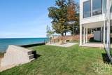 2576 Lakeshore - Photo 9