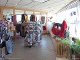 15391 Gratiot - Photo 13