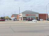 15391 Gratiot - Photo 2