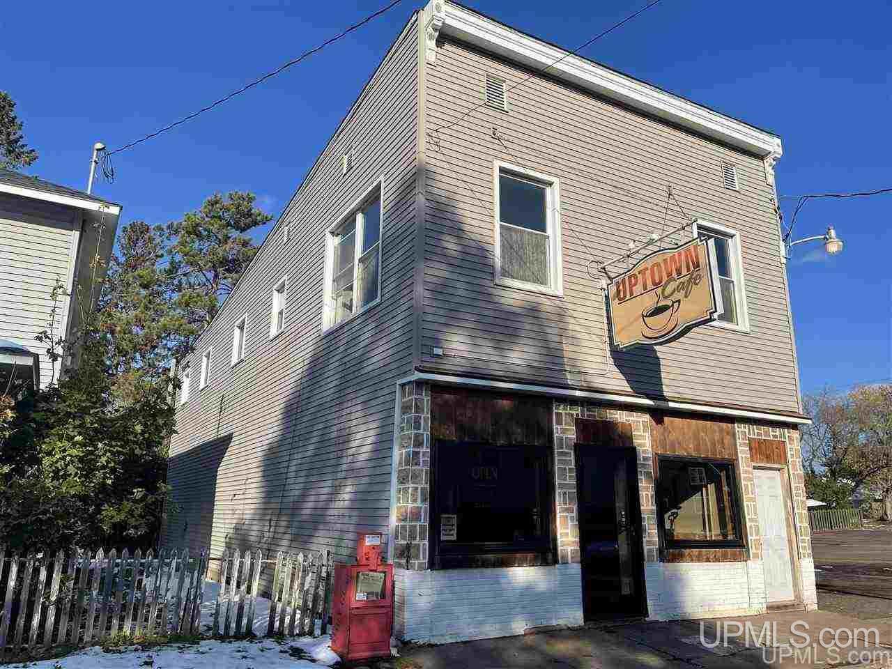518 Mcleod Ave - Photo 1