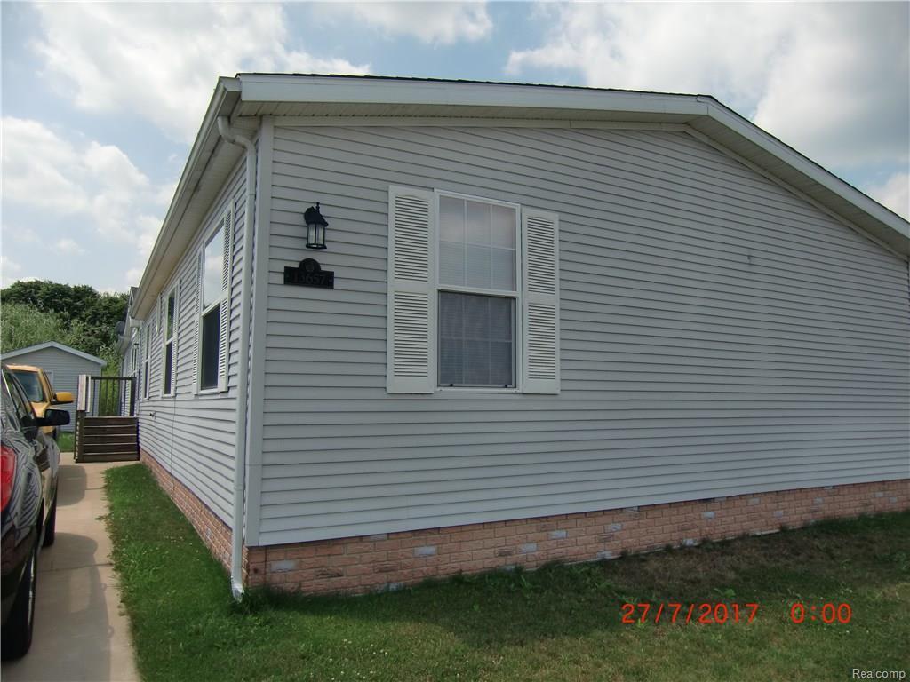 13657 Heritage St - Photo 1