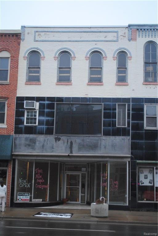 48 Monroe St - Photo 1