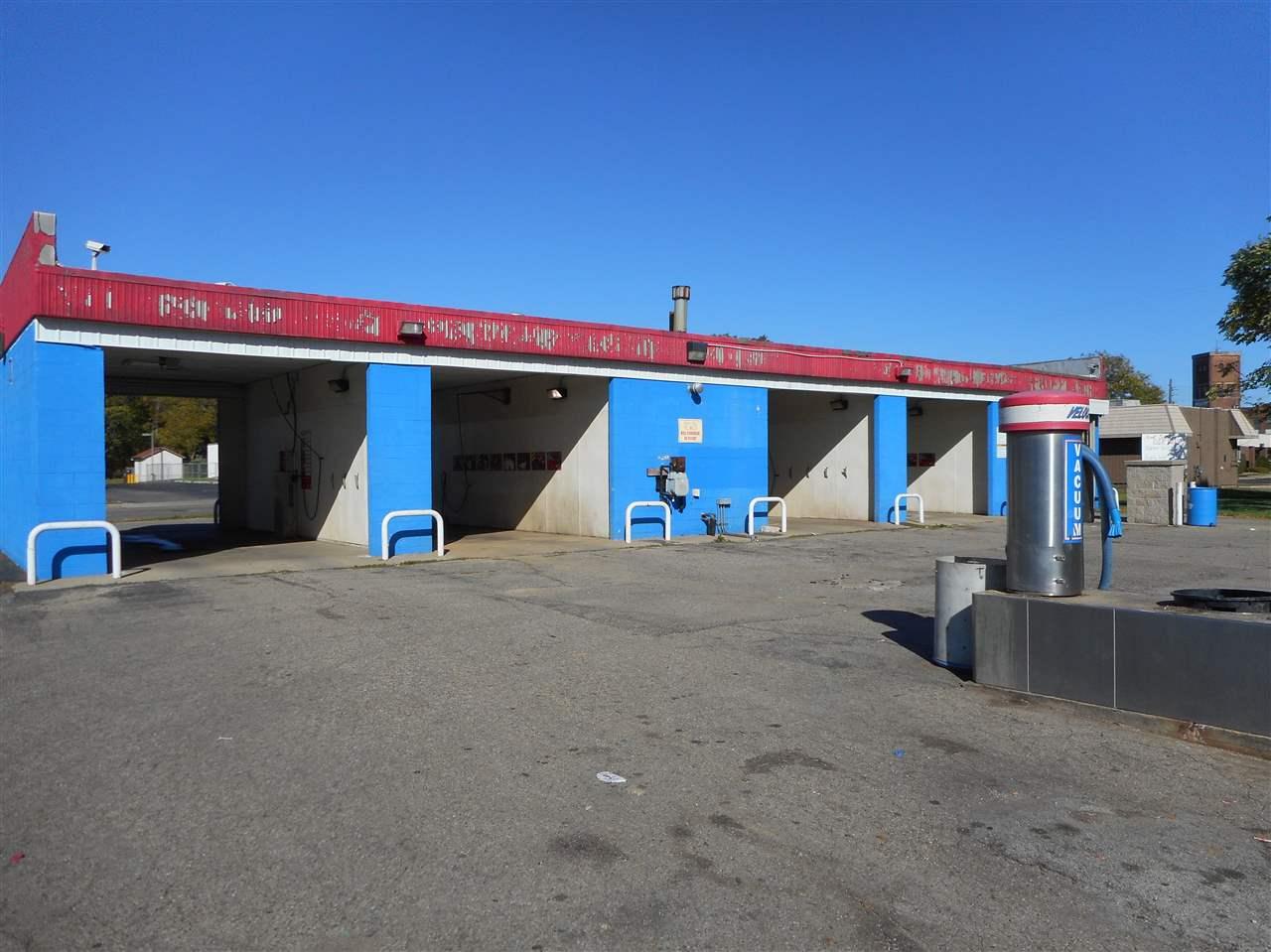 2103 Michigan Ave - Photo 1