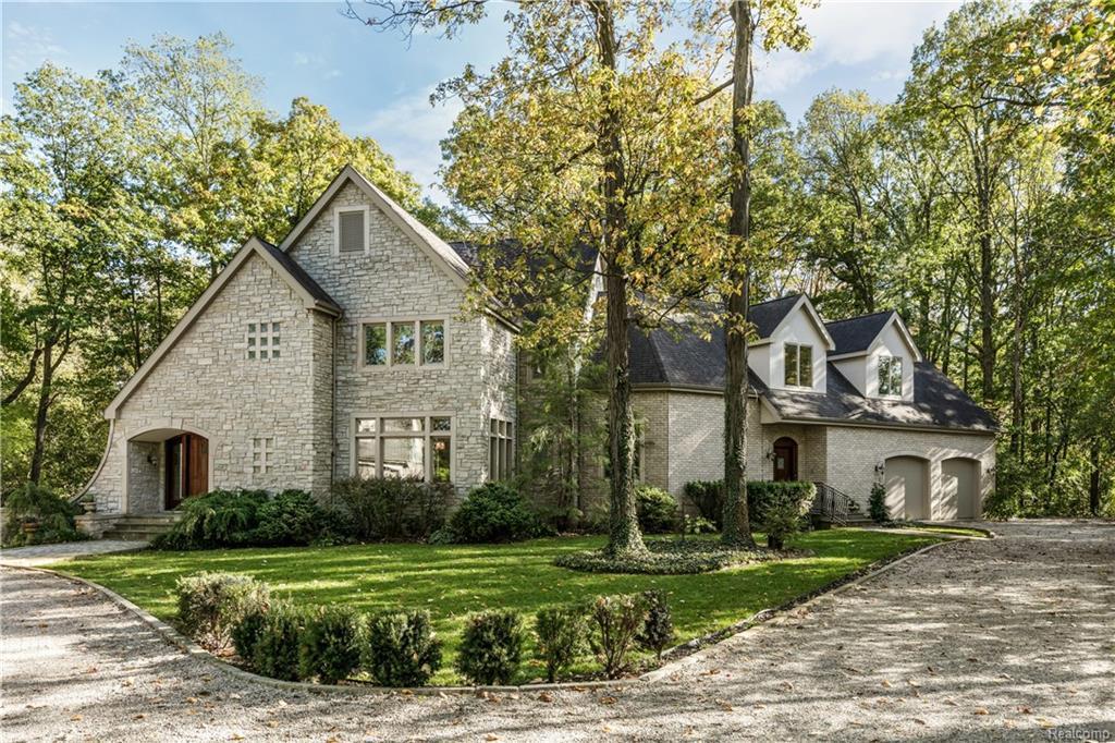 230 Big Beaver Rd - Photo 1