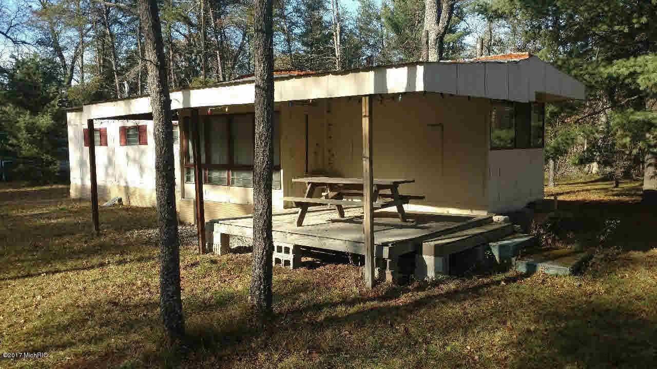 805 Arnold Lake Road - Photo 1