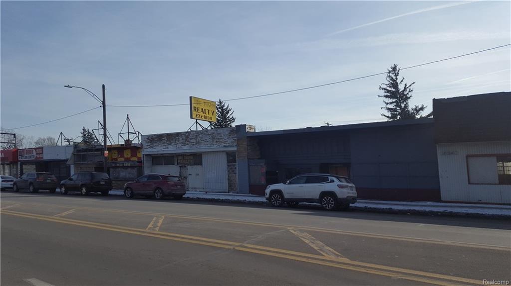 15317 7 MILE RD - Photo 1