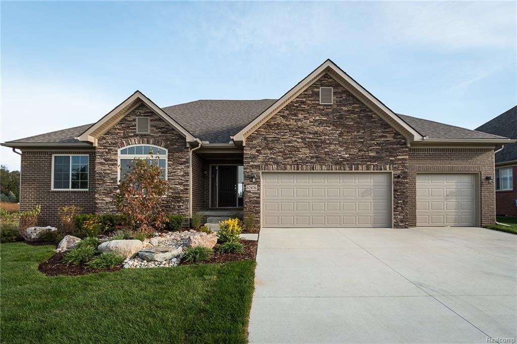 1924 White Pine Way - Photo 1