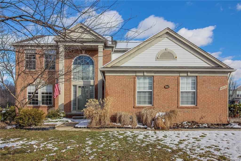 3315 Niagara Ave - Photo 1
