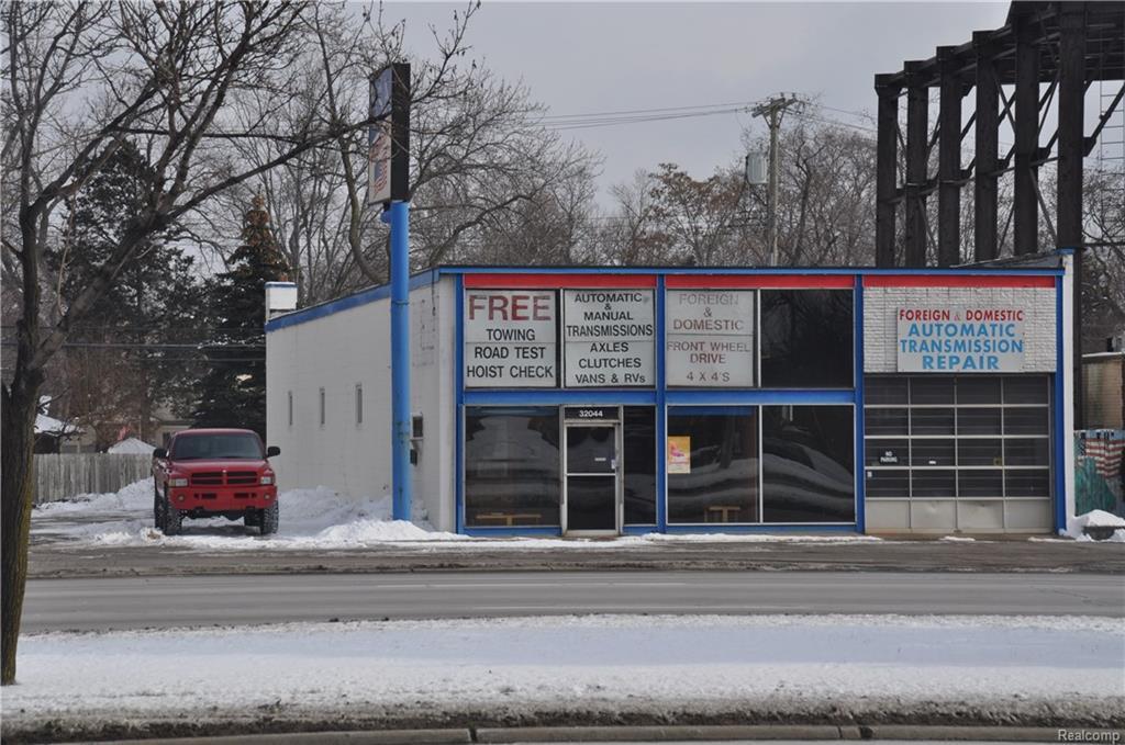 32044 Woodward Ave - Photo 1