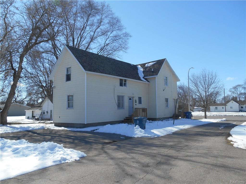 3640 Main St - Photo 1