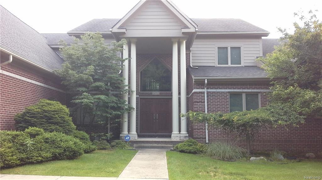 34705 Berkshire Crt - Photo 1