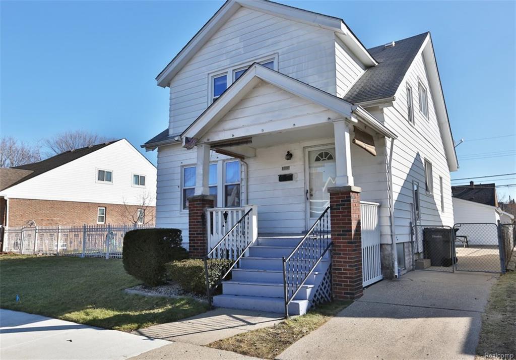 6816 Yinger Ave - Photo 1
