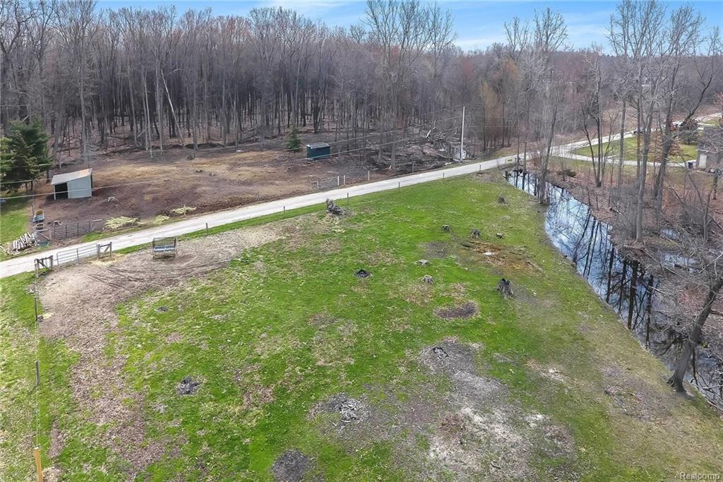 10770 Highland Rd - Photo 1