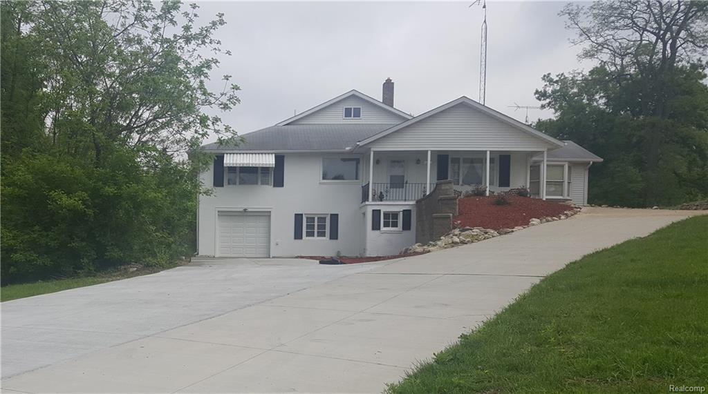 2530 Grand River Ave - Photo 1