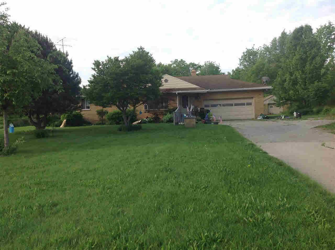 5059 Pierson - Photo 1