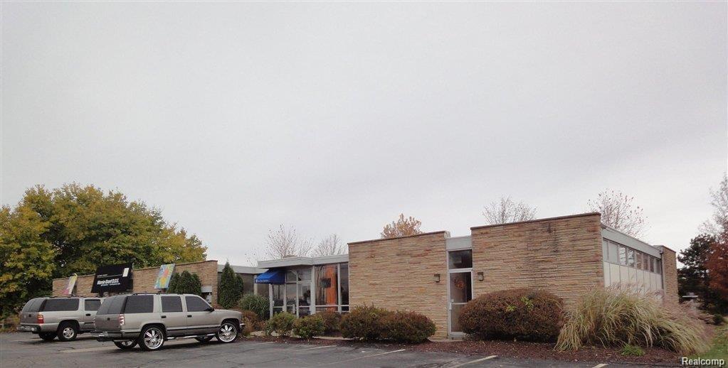 740 Emerick St - Photo 1