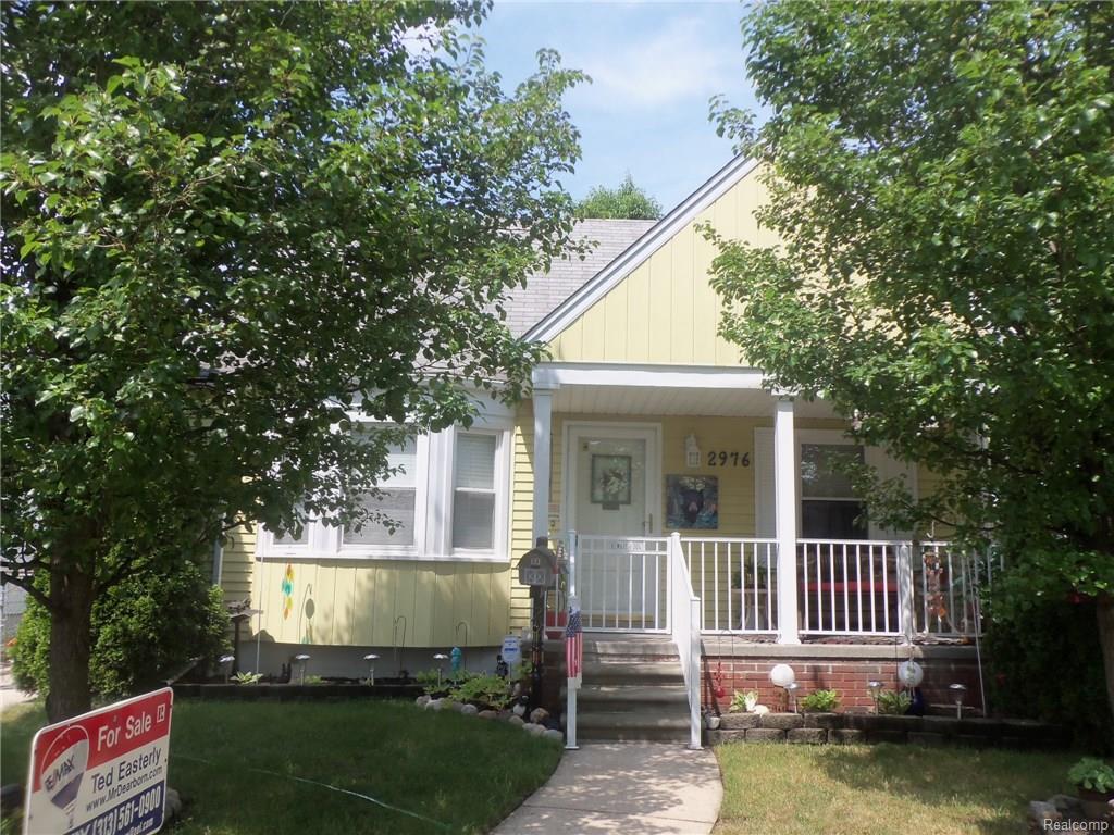 2976 Academy St - Photo 1