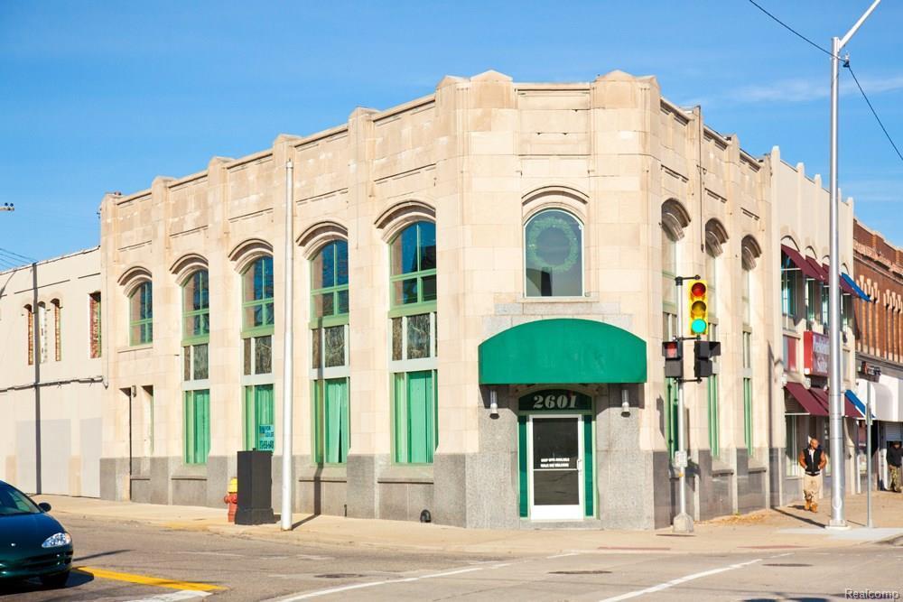 2625 Gratiot Ave - Photo 1