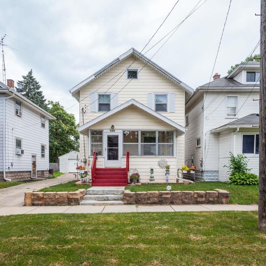 335 Bates - Photo 1