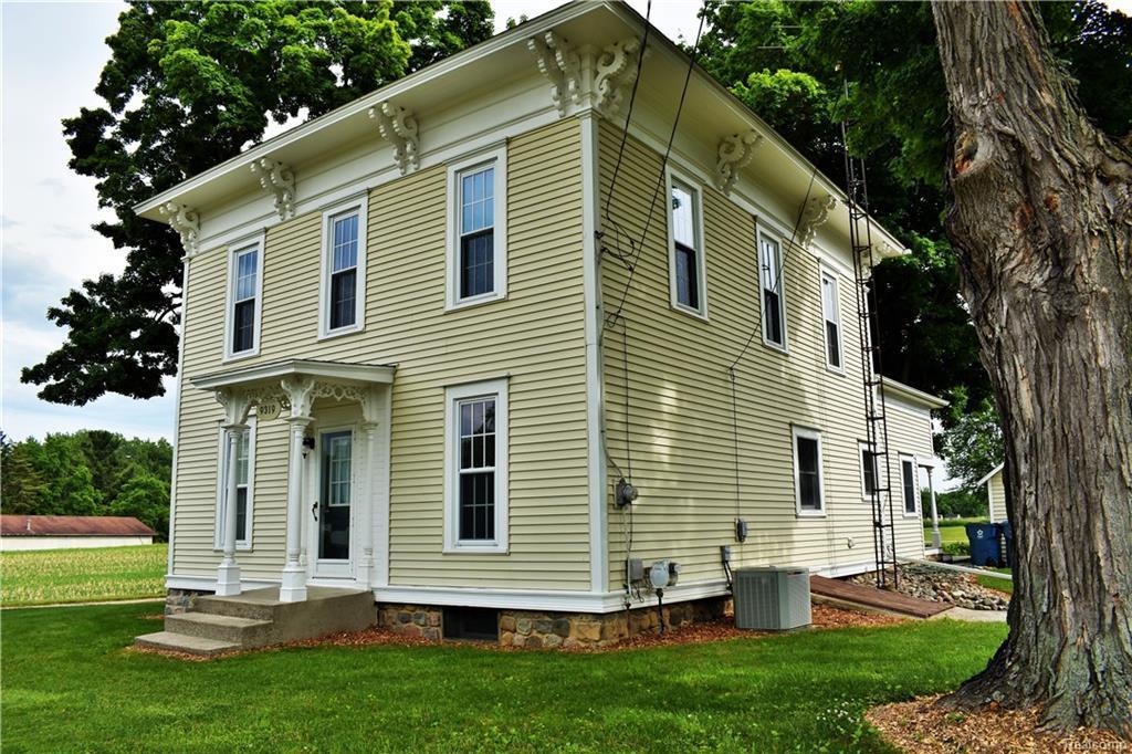 9319 Beecher Rd - Photo 1