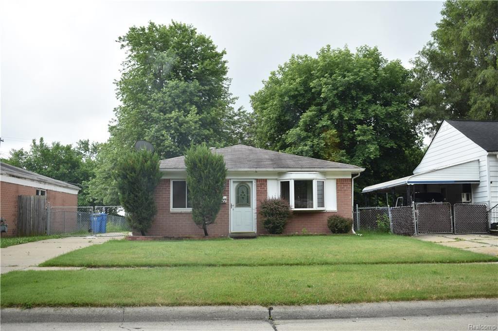 26327 Mcdonald St - Photo 1