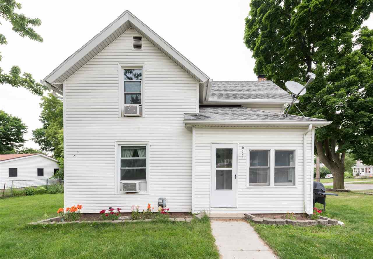 612 North St - Photo 1