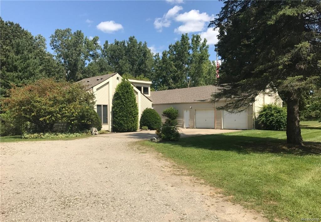 1500 Silverbell Rd - Photo 1