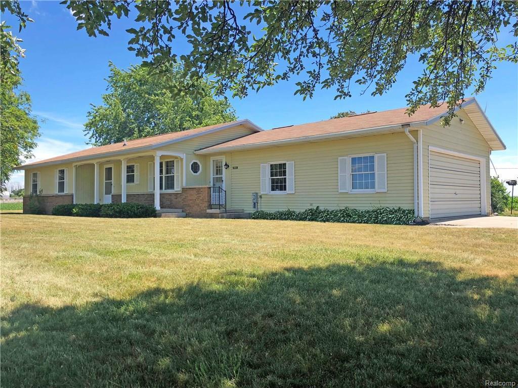 7889 Pigeon Rd - Photo 1