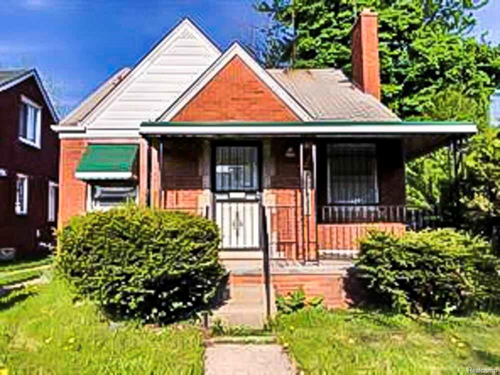 8890 Whitcomb St - Photo 1
