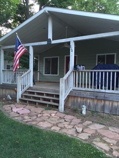 210 Oliver St - Photo 1