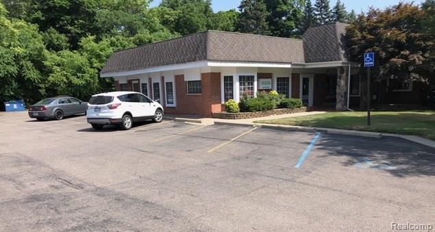 851 Main St - Photo 1