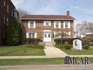 115 Elm Ave - Photo 1