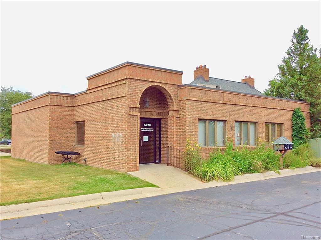 6420 Farmington Rd - Photo 1