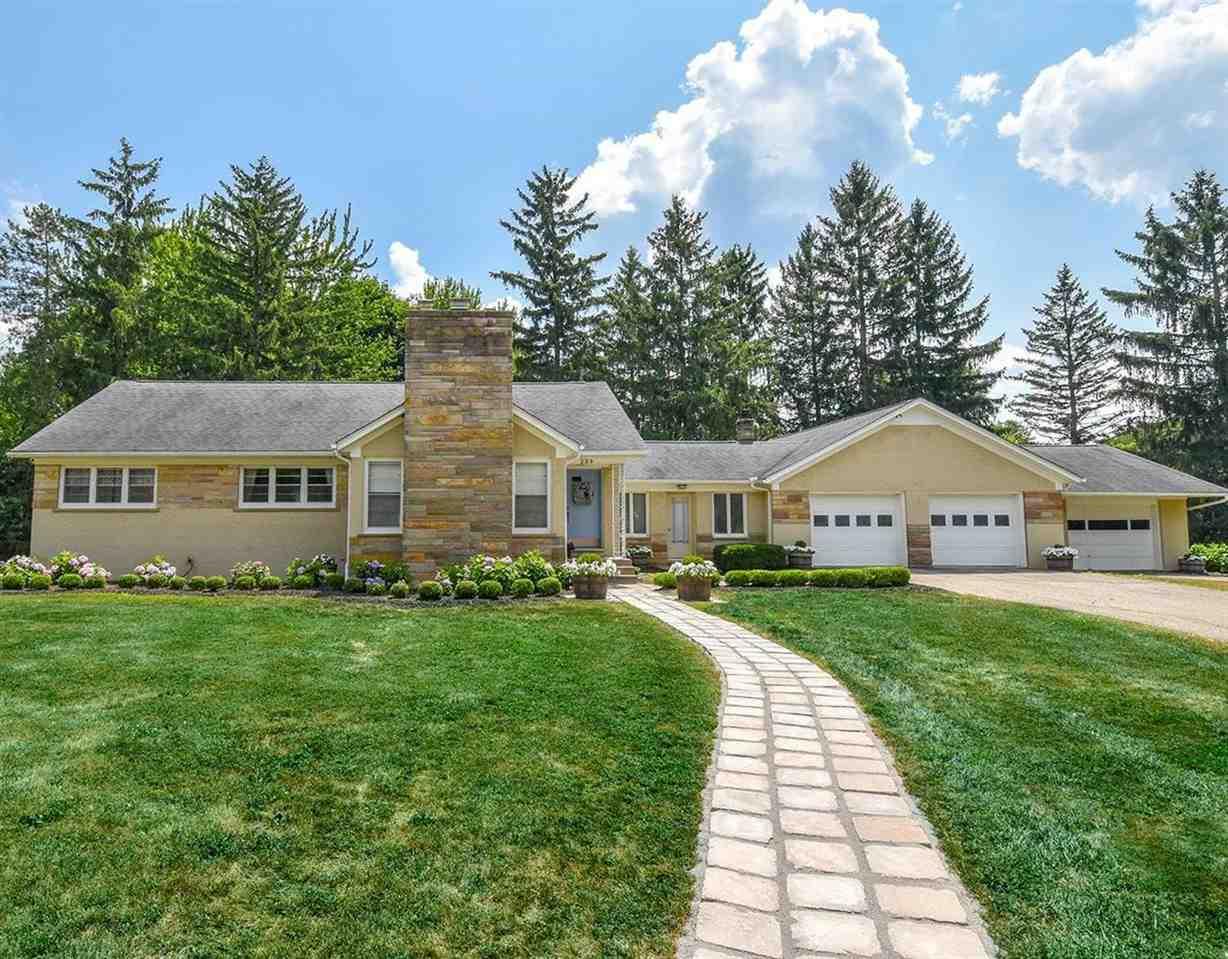239 Highland Dr - Photo 1