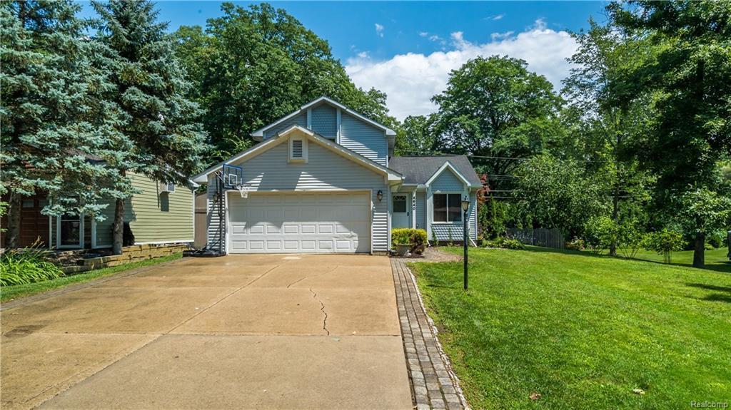 4640 Vandalia St - Photo 1