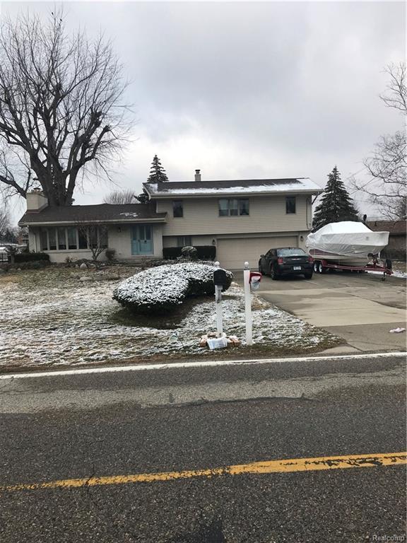 38111 Lakeshore Dr - Photo 1