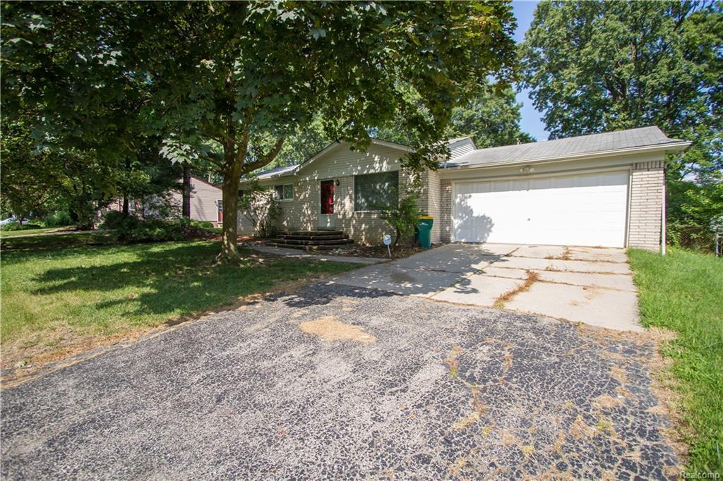 23174 Springbrook Dr - Photo 1