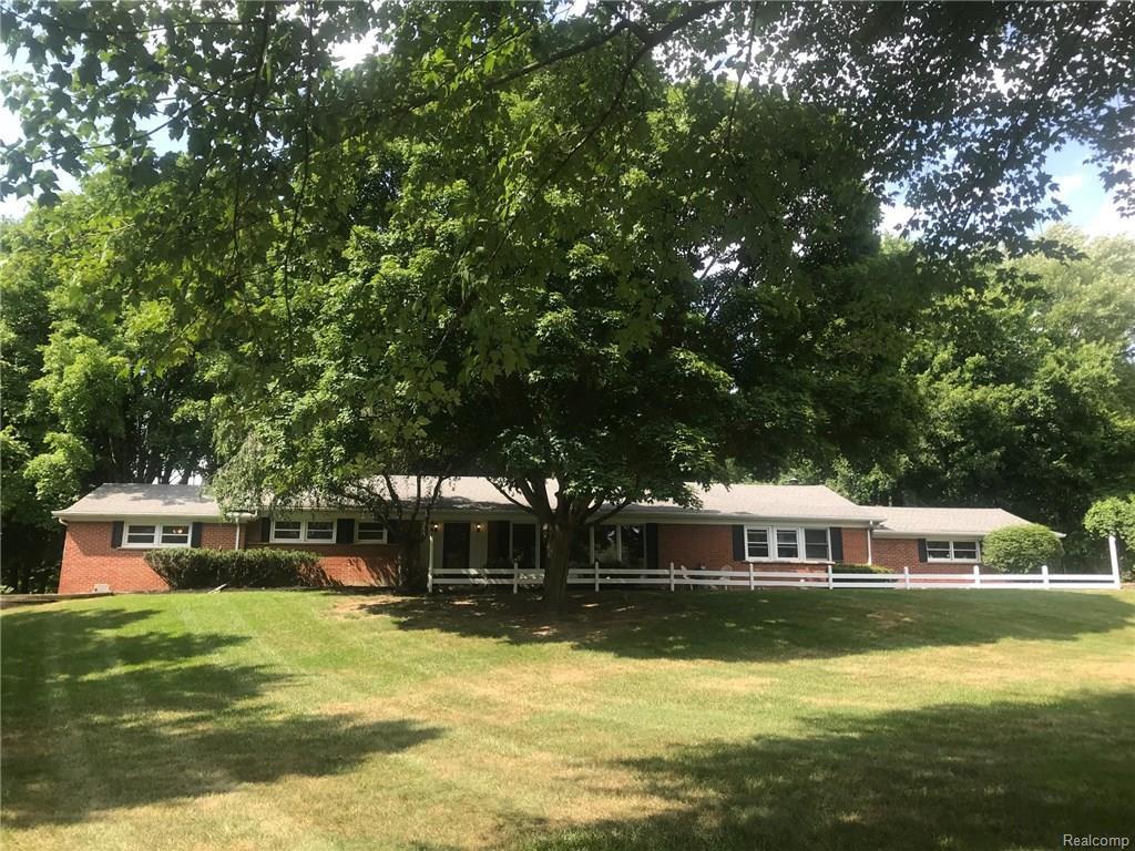 33870 Cotswold St - Photo 1
