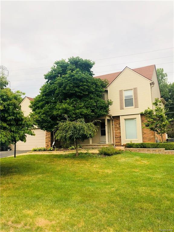 445 Lexington Dr - Photo 1