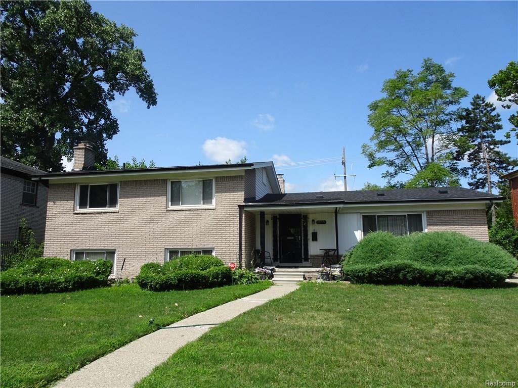 24571 Seneca St - Photo 1