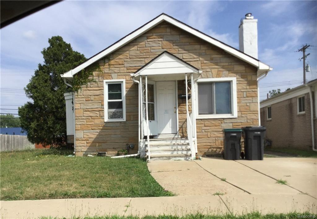 17716 Henry St - Photo 1