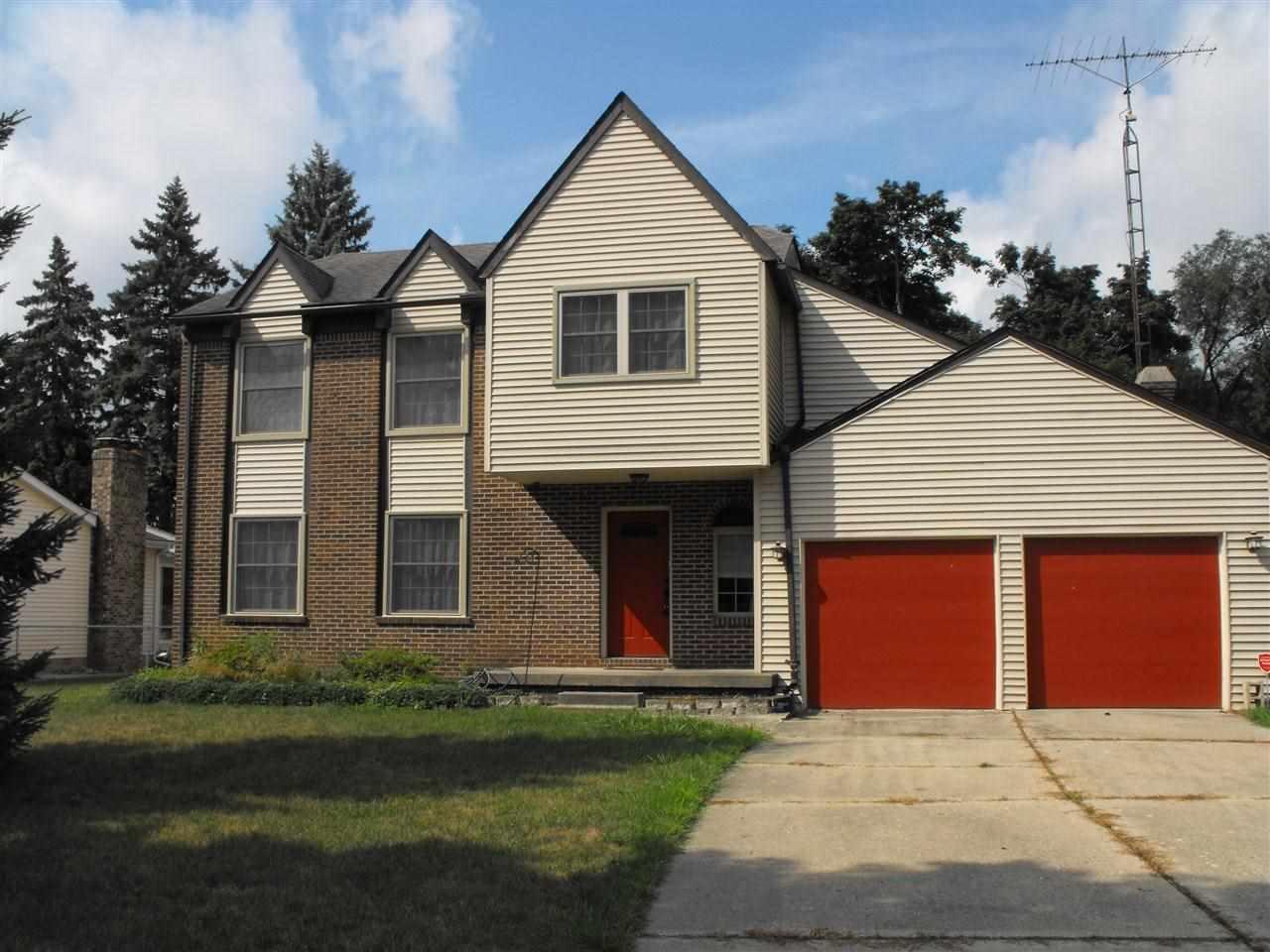 1368 Robinwood - Photo 1