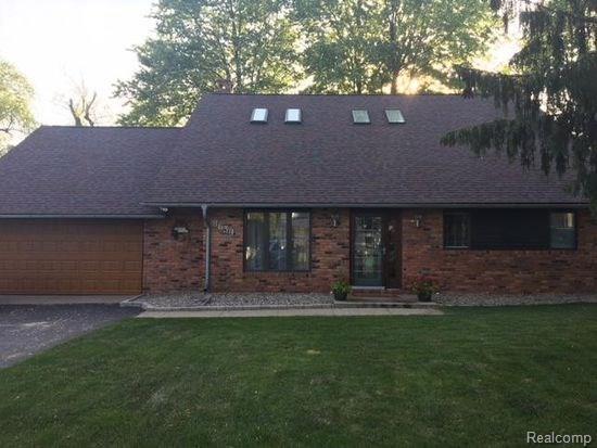 8639 Lakeview Blvd - Photo 1
