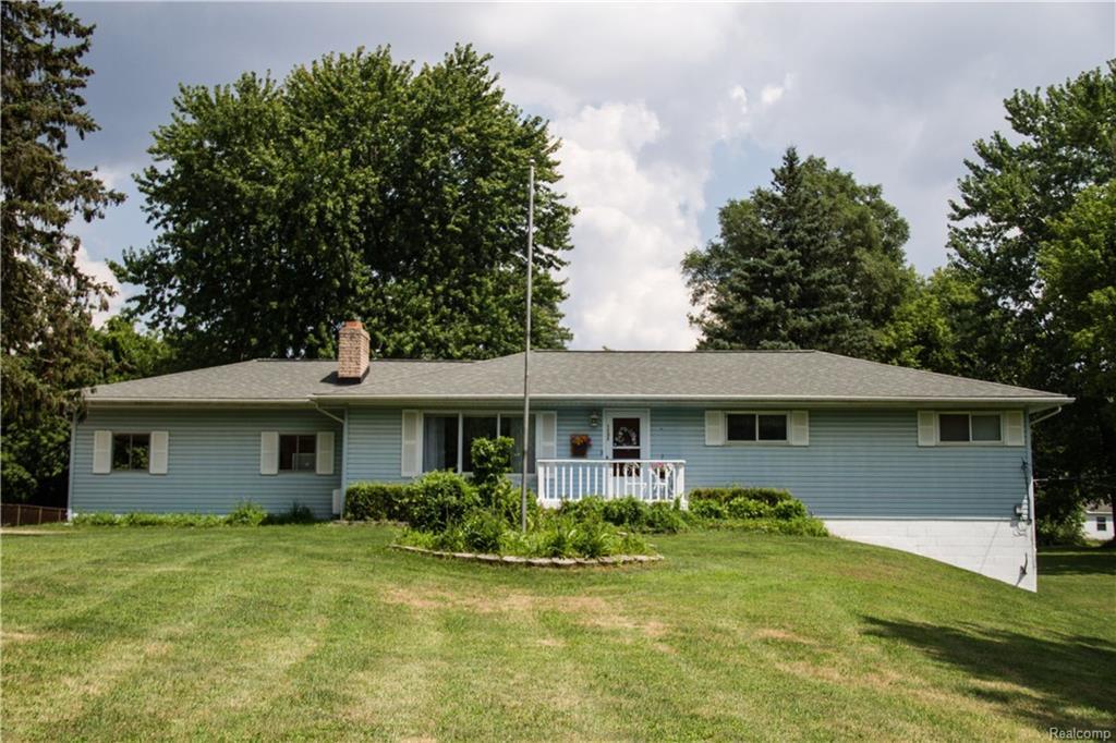 1131 Hemingway - Photo 1