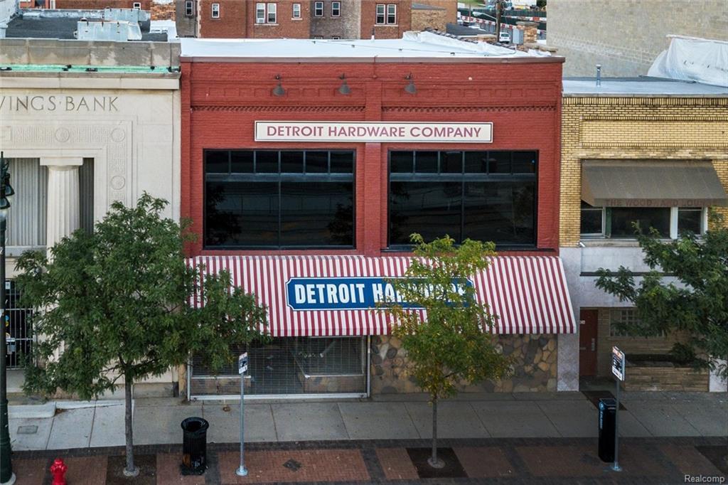 6430 Woodward Ave - Photo 1