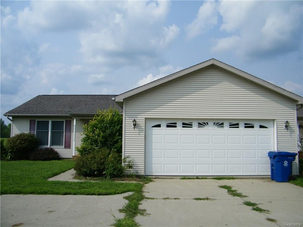 364 Main St - Photo 1