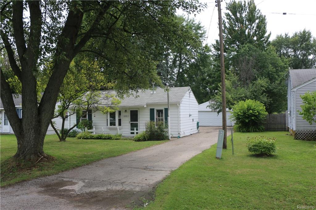 4284 Lippincott Blvd - Photo 1
